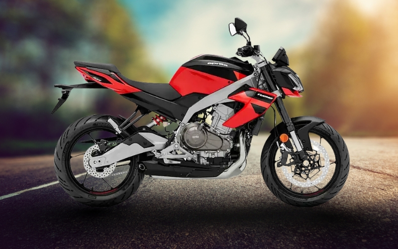 Aprilia Tuono 457